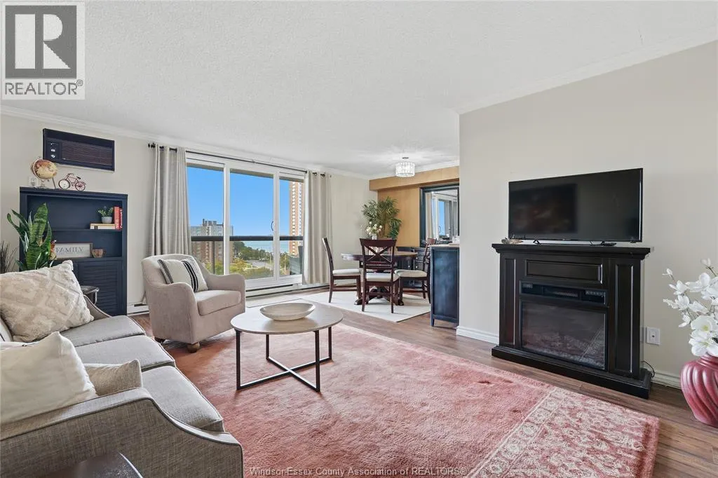 9099 RIVERSIDE DRIVE East Unit# 905W