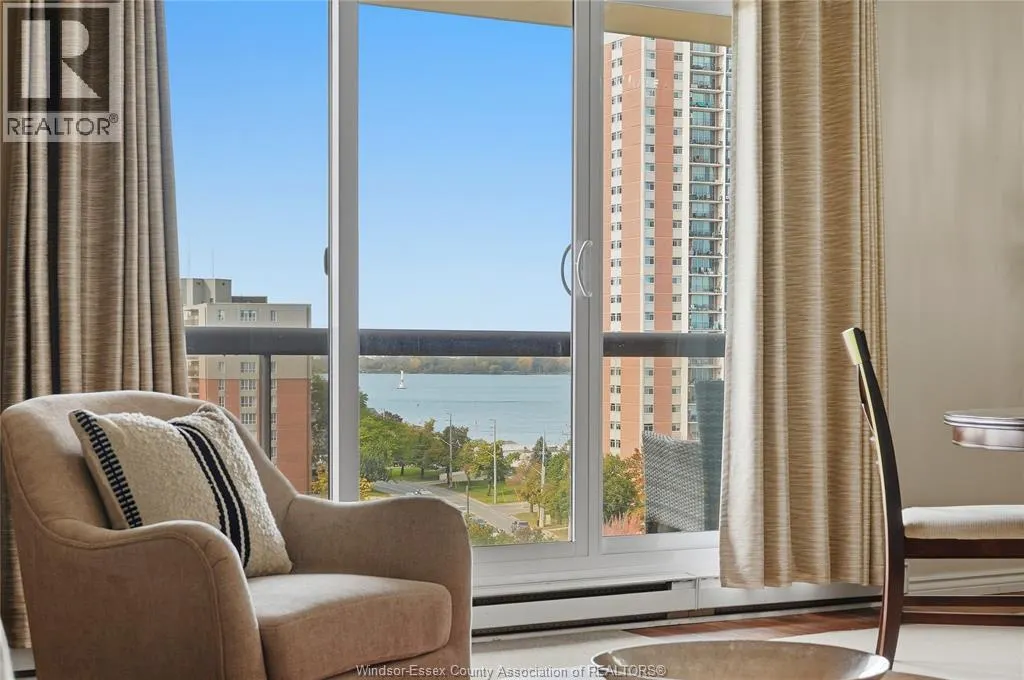 9099 RIVERSIDE DRIVE East Unit# 905W