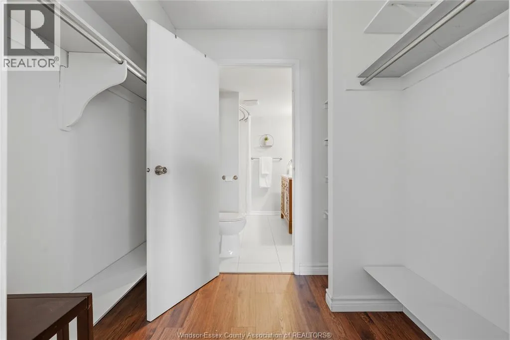 9099 RIVERSIDE DRIVE East Unit# 905W