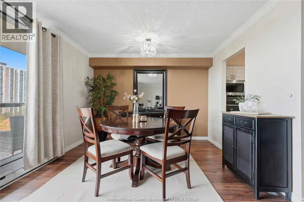 9099 RIVERSIDE DRIVE East Unit# 905W