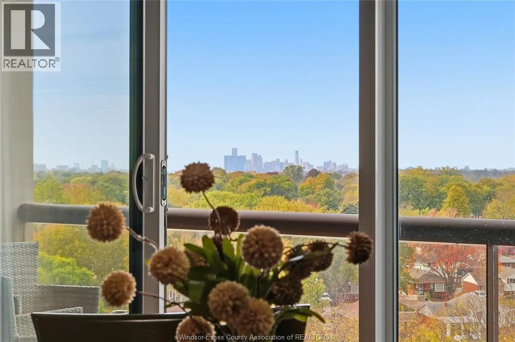9099 RIVERSIDE DRIVE East Unit# 905W