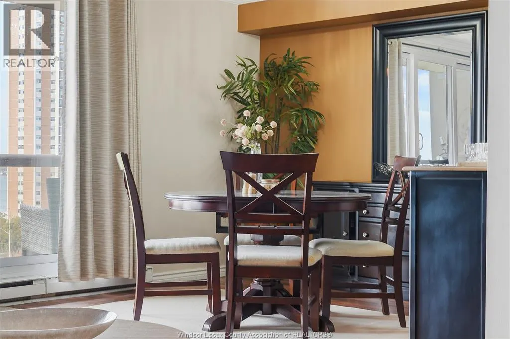9099 RIVERSIDE DRIVE East Unit# 905W