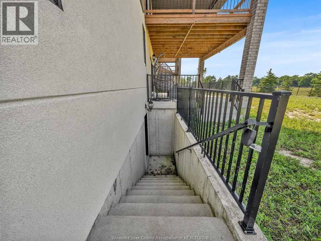 336 BENSON COURT