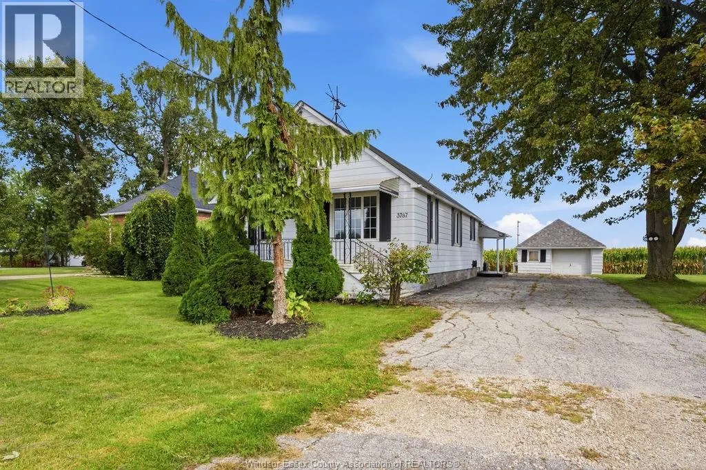 3787 CONCESSION RD 3 North