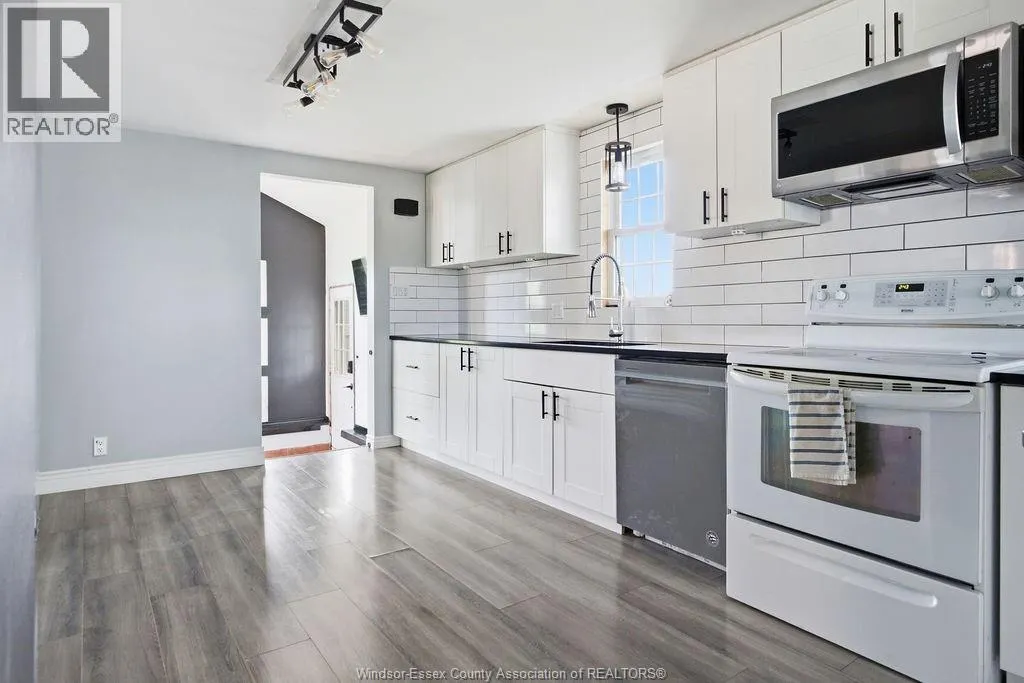 3787 CONCESSION RD 3 North