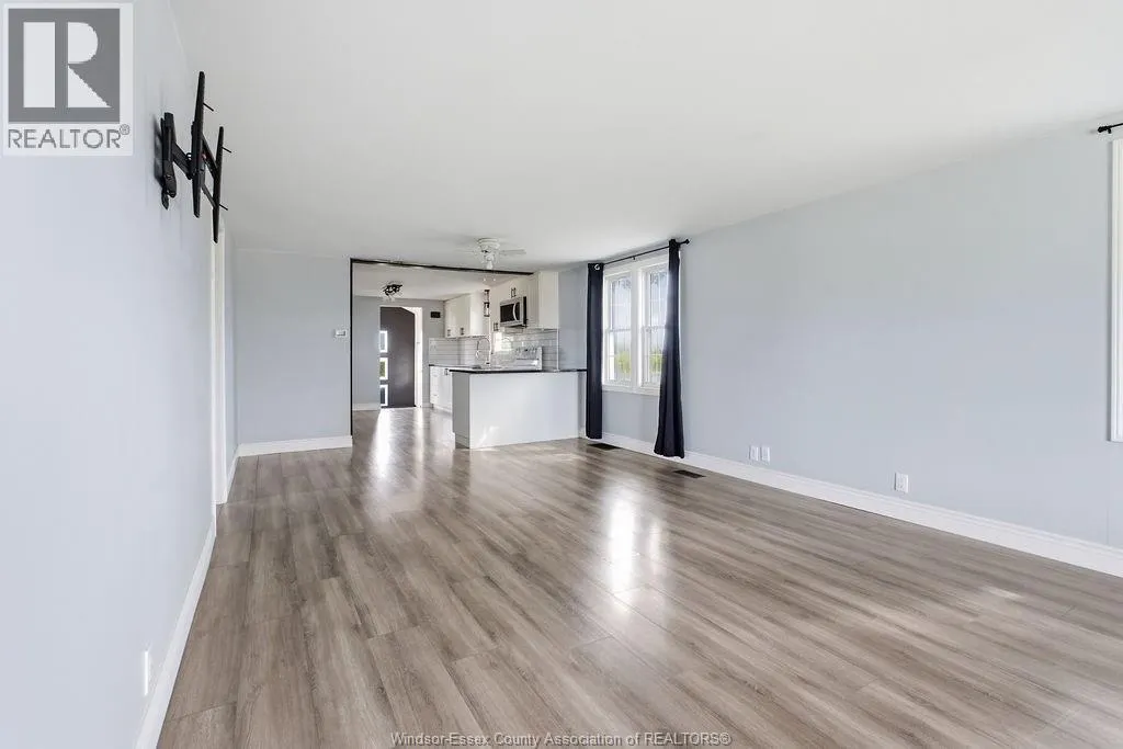 3787 CONCESSION RD 3 North