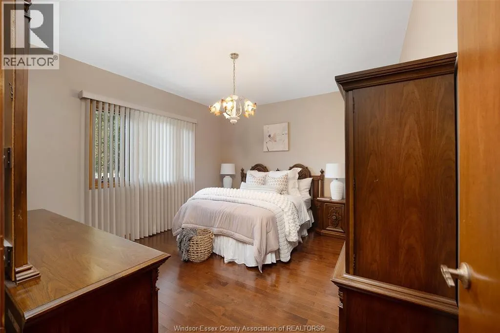 2515 CLEMENCEAU