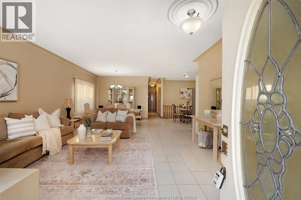 2515 CLEMENCEAU