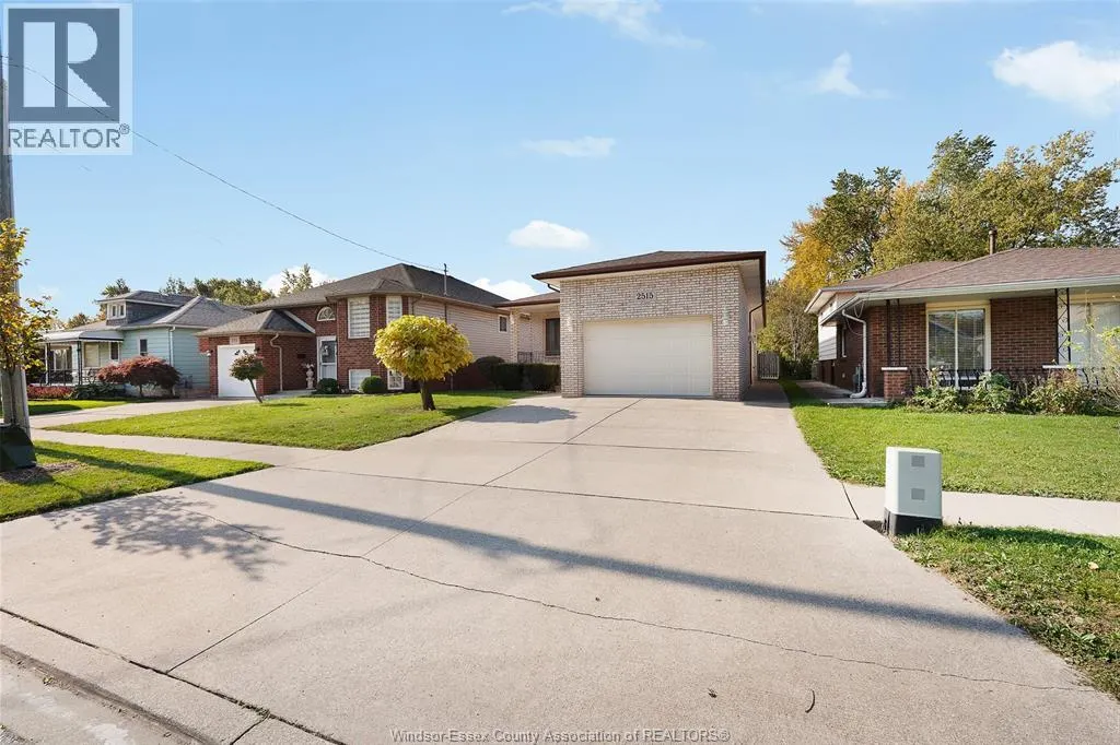 2515 CLEMENCEAU