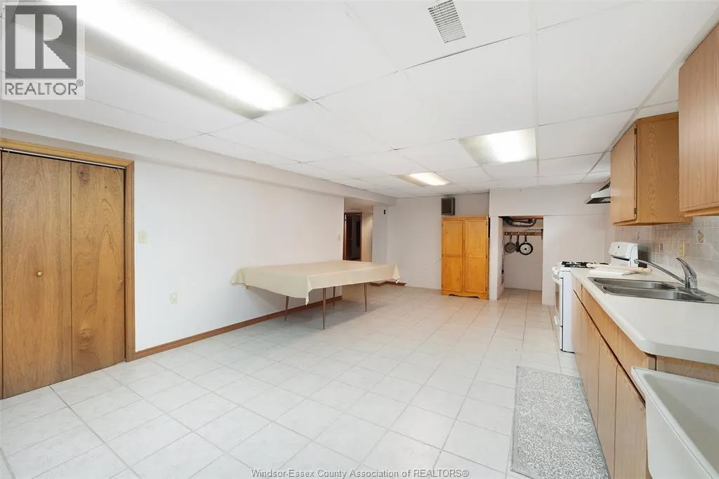 2515 CLEMENCEAU
