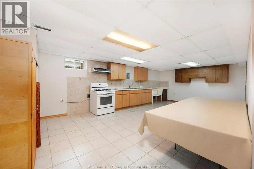 2515 CLEMENCEAU
