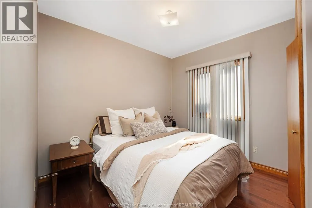 2515 CLEMENCEAU
