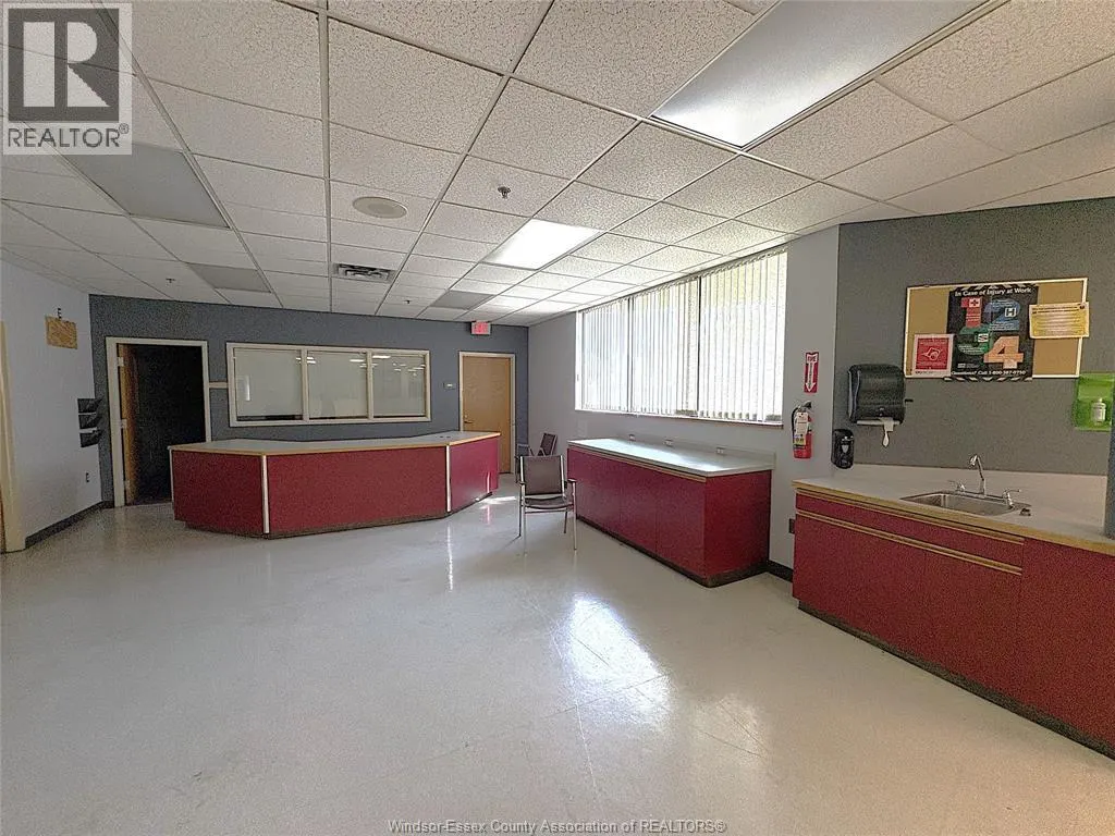 3909 GRAND MARAIS ROAD East Unit# B