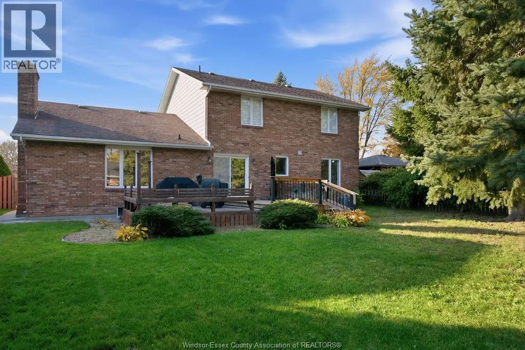 559 HARBOURNE CRESCENT
