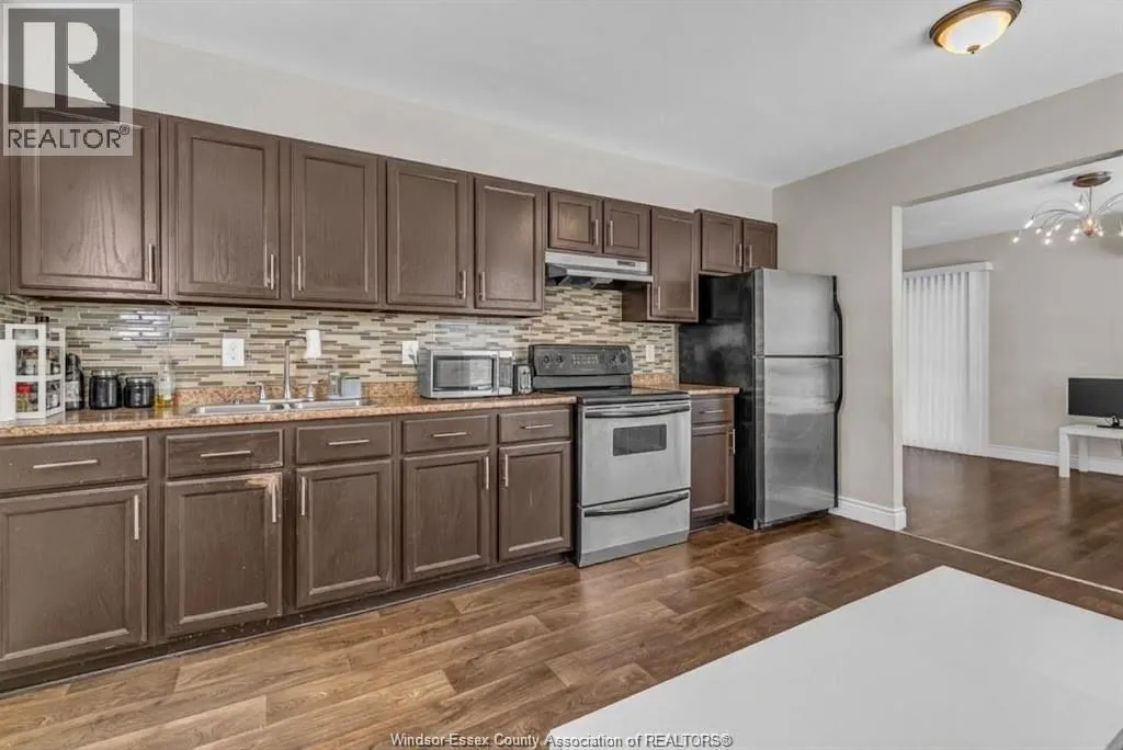1341 COTTAGE