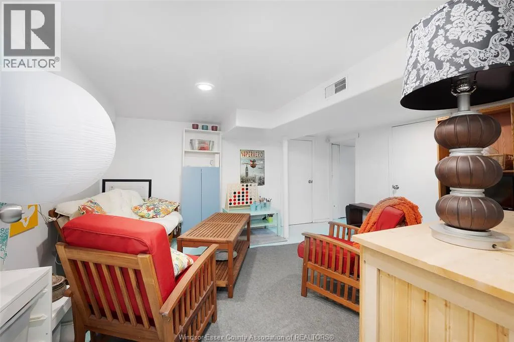 7075 EDGAR STREET