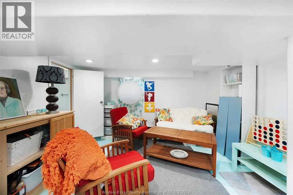 7075 EDGAR STREET