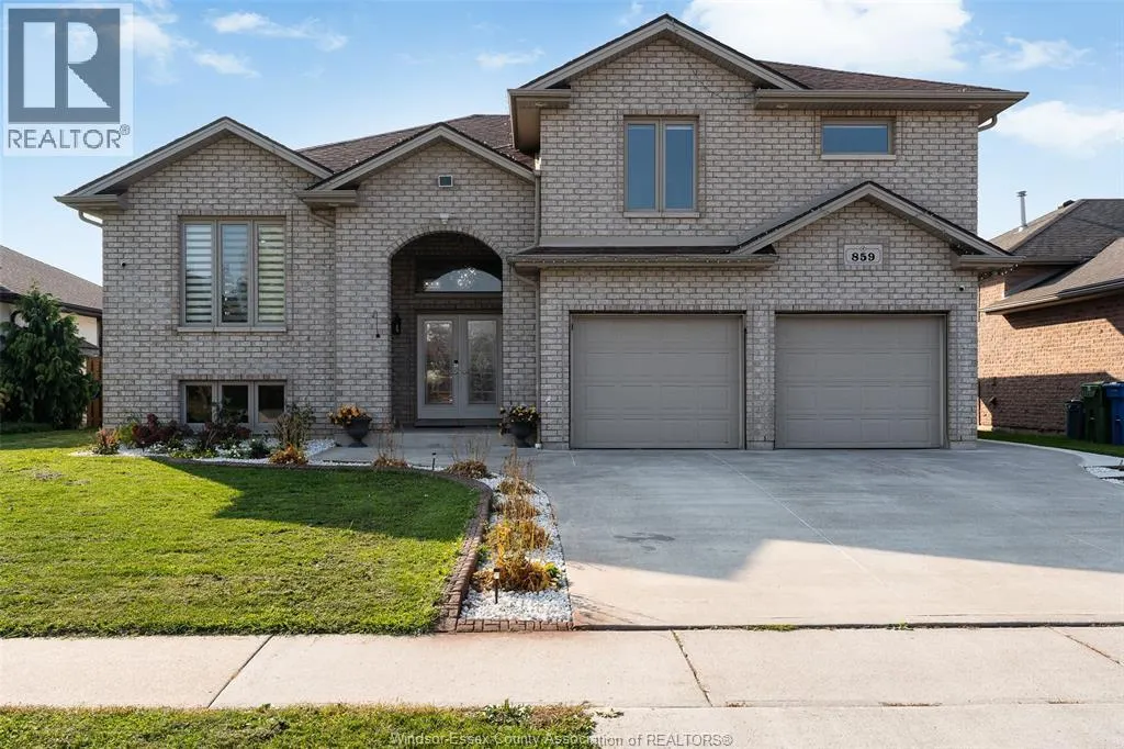 859 SOUTHWOOD DRIVE
