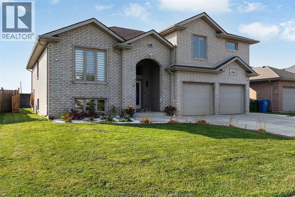 859 SOUTHWOOD DRIVE