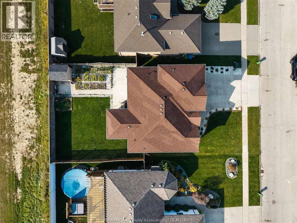859 SOUTHWOOD DRIVE