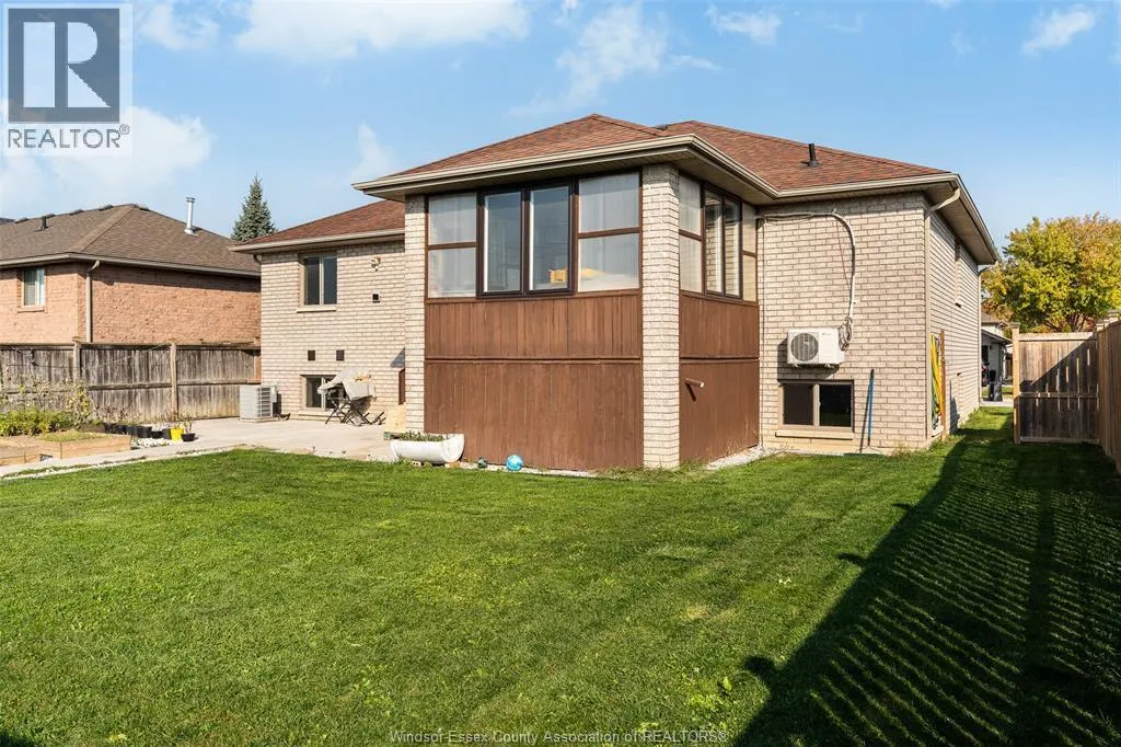859 SOUTHWOOD DRIVE