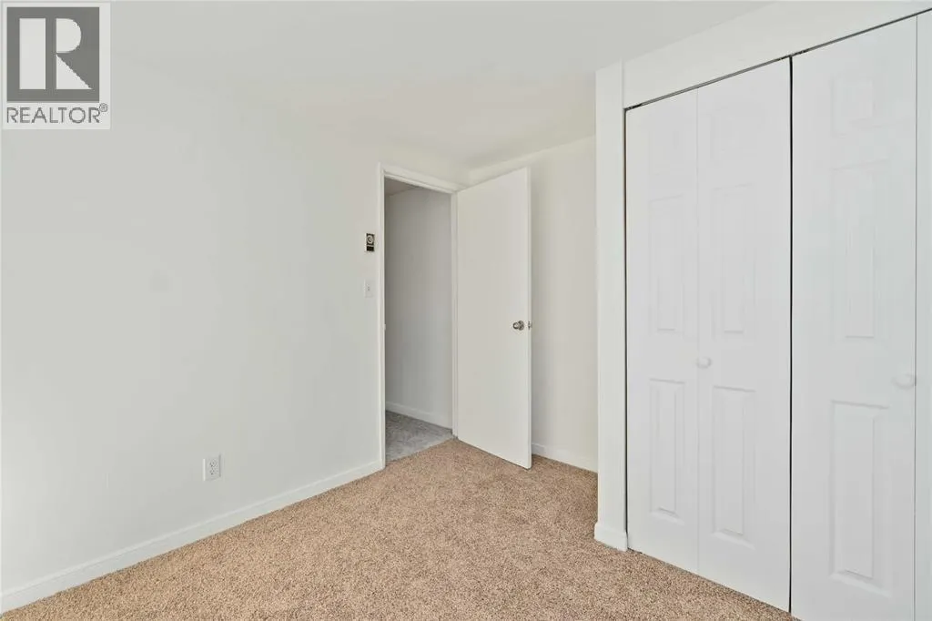 885 Carleton PLACE Unit# 3
