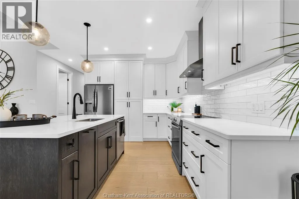 111 Bloomington WAY