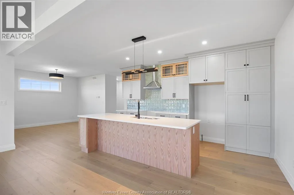 111 ERIE ISLE COURT