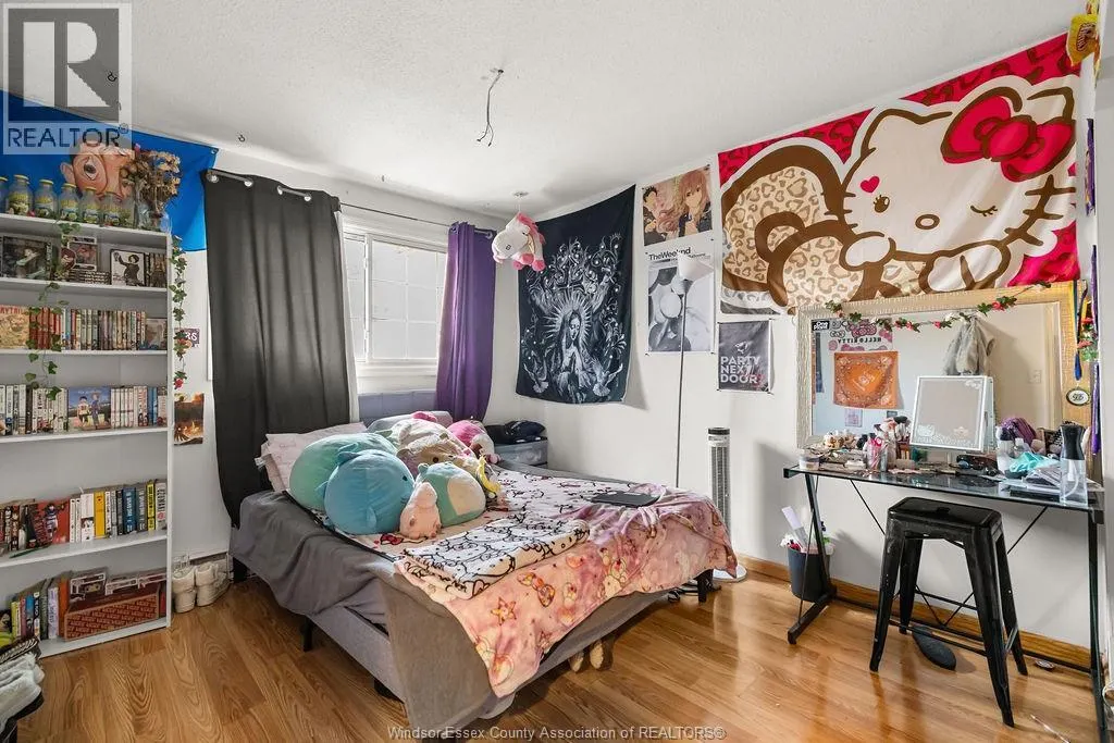 9205 ARNCLIFF