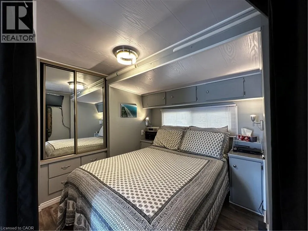 92 CLUBHOUSE Road Unit# 33, #33