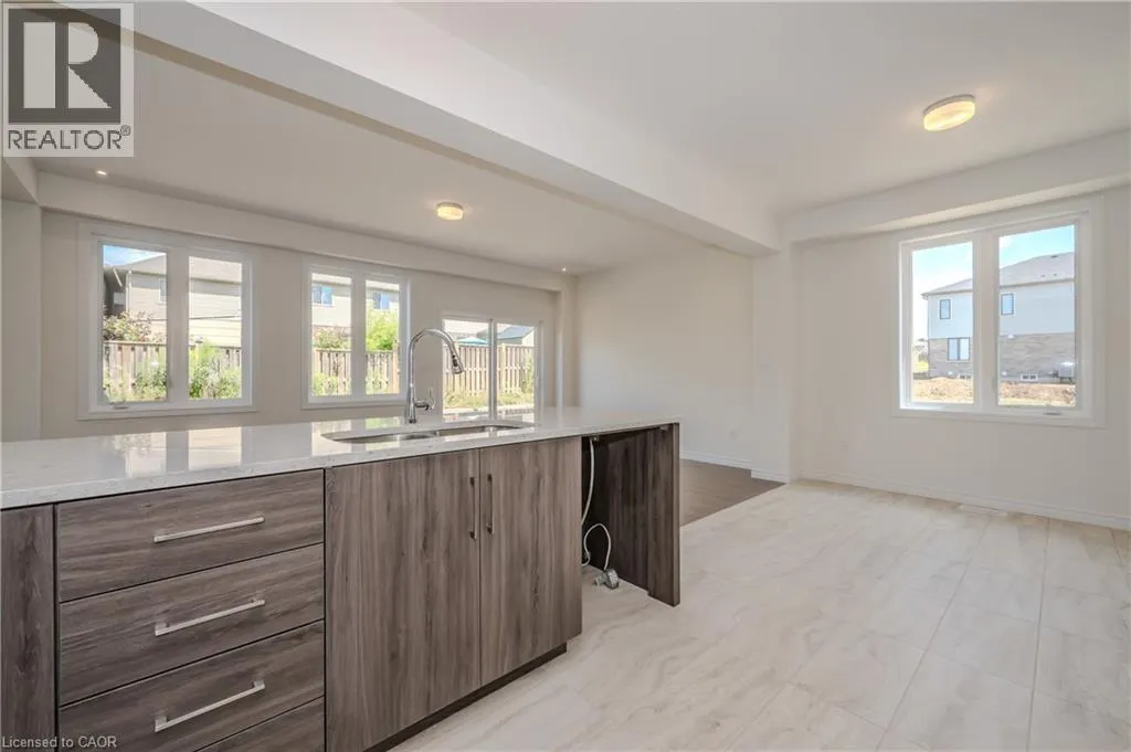LOT 28 ROBERT WOOLNER Street