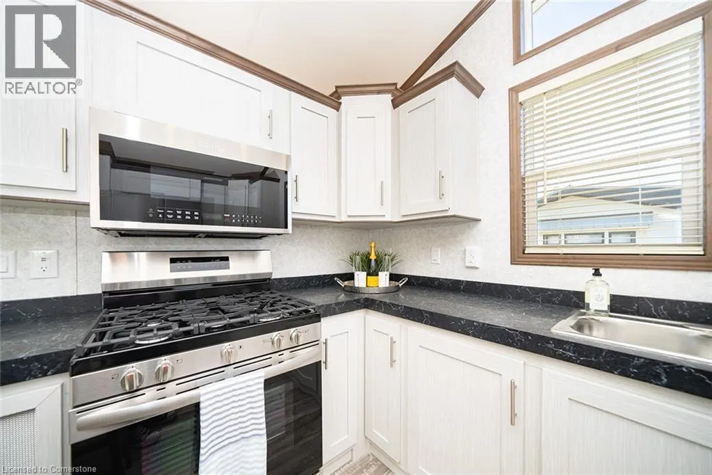 92 CLUBHOUSE Road Unit# 20, #20