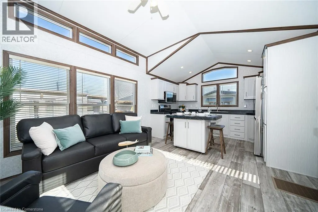 92 CLUBHOUSE Road Unit# 20, #20