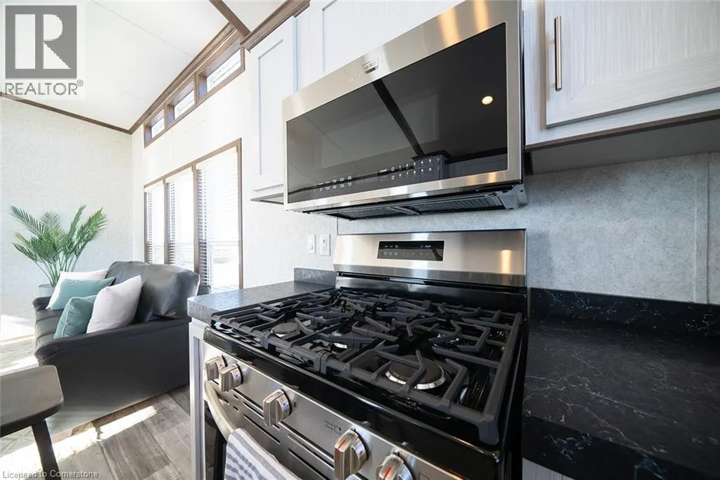 92 CLUBHOUSE Road Unit# 20, #20