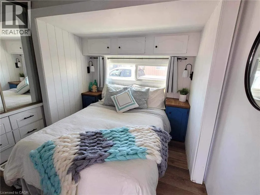 92 CLUBHOUSE Road Unit# 24, #24