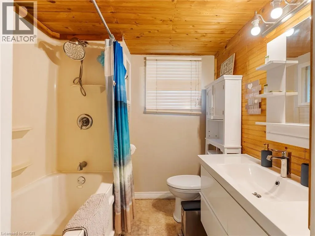 338 CEDAR Drive