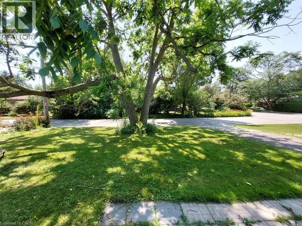 74 RODNEY Boulevard