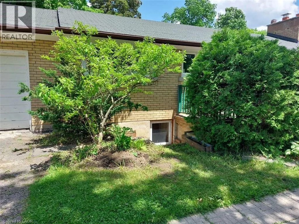74 RODNEY Boulevard