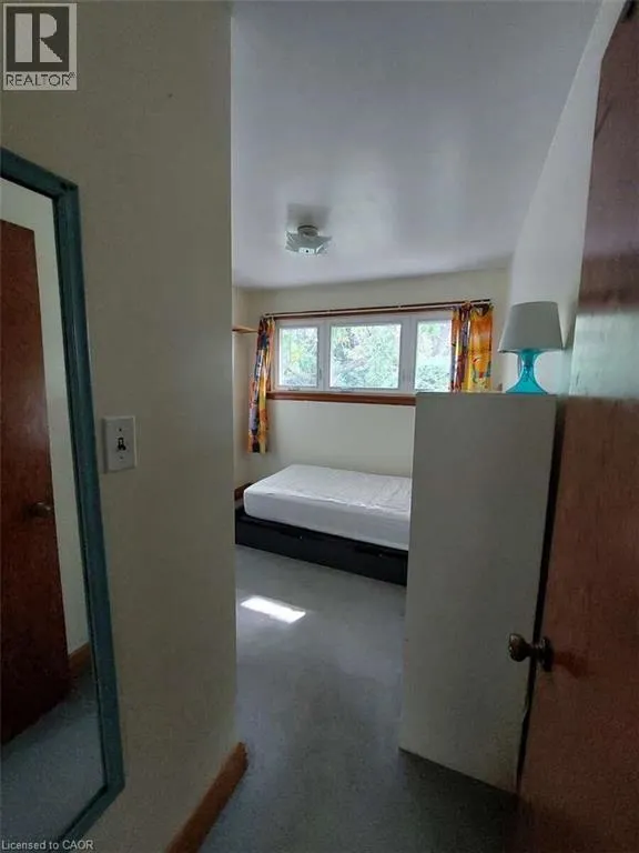74 RODNEY Boulevard