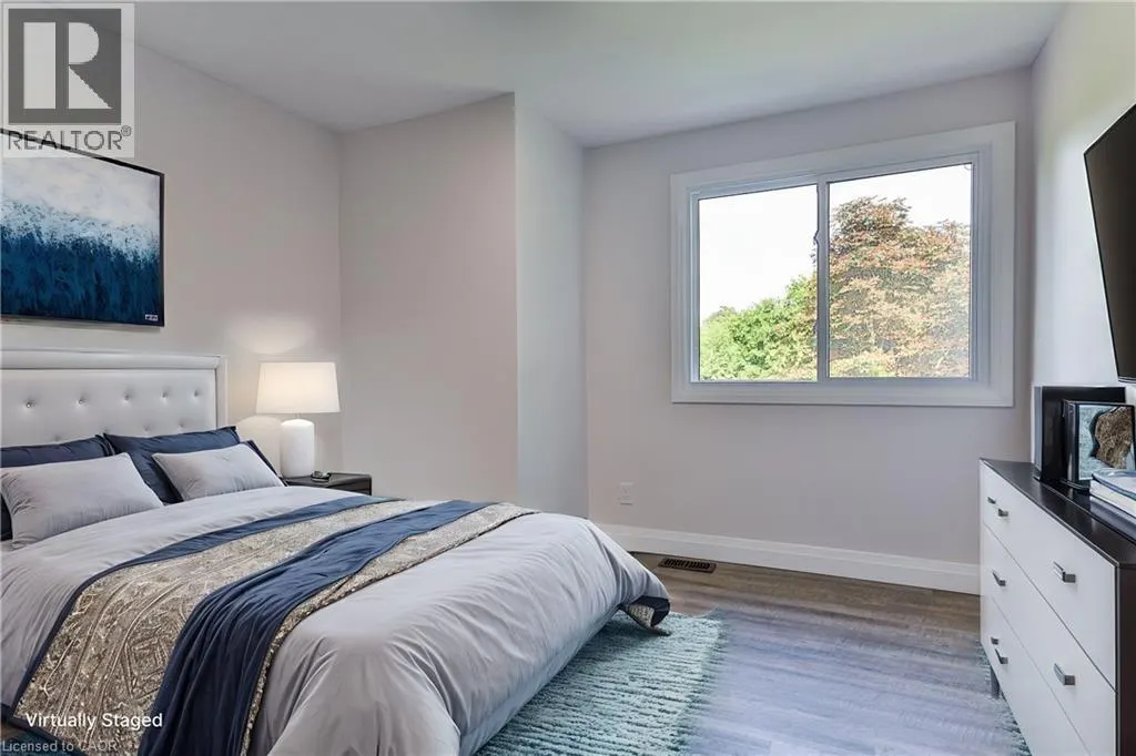 22 ATWOOD Crescent