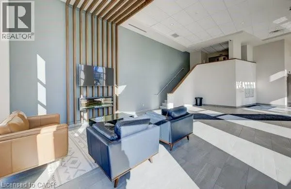 162 SNYDERS Road E Unit# 102, #102