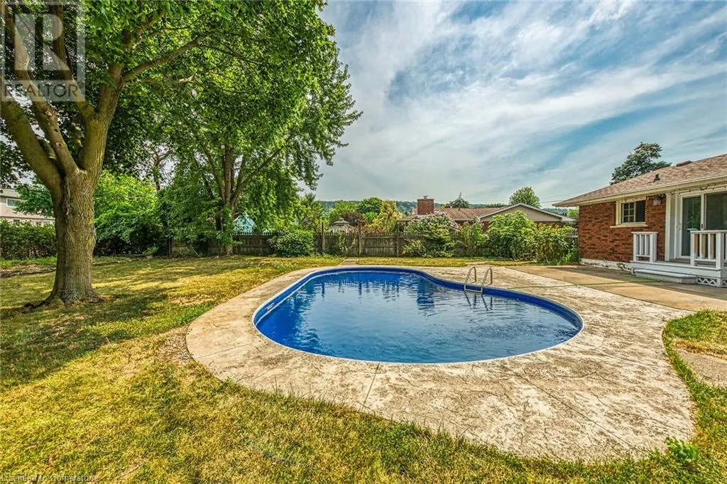 46 ORIOLE Crescent