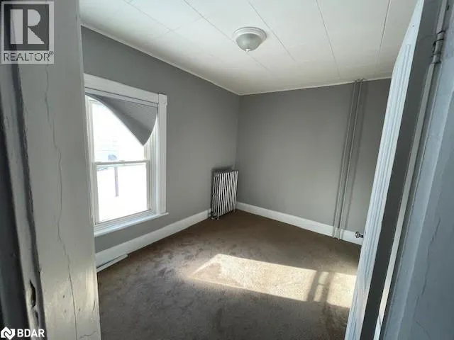 39A POYNTZ Street