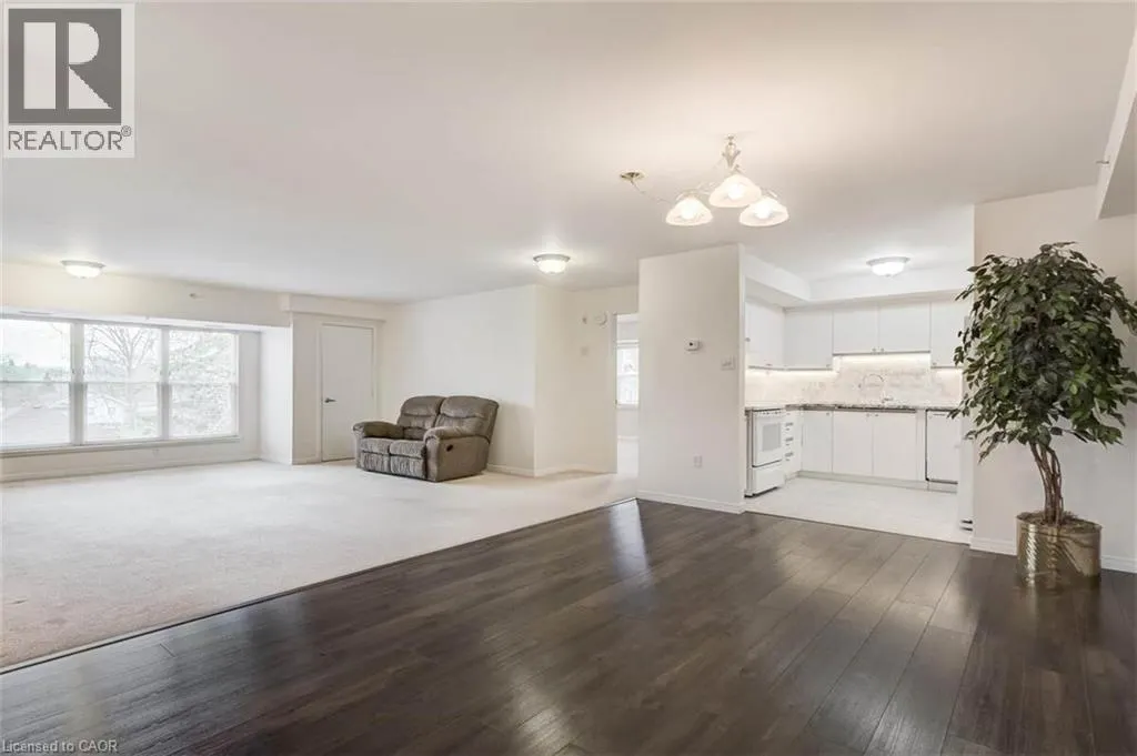 8 HURON Street Unit# 311 #311