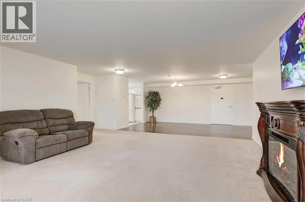 8 HURON Street Unit# 311 #311