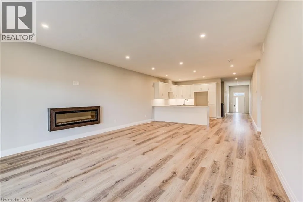 106 SOUTH PARKWOOD Boulevard