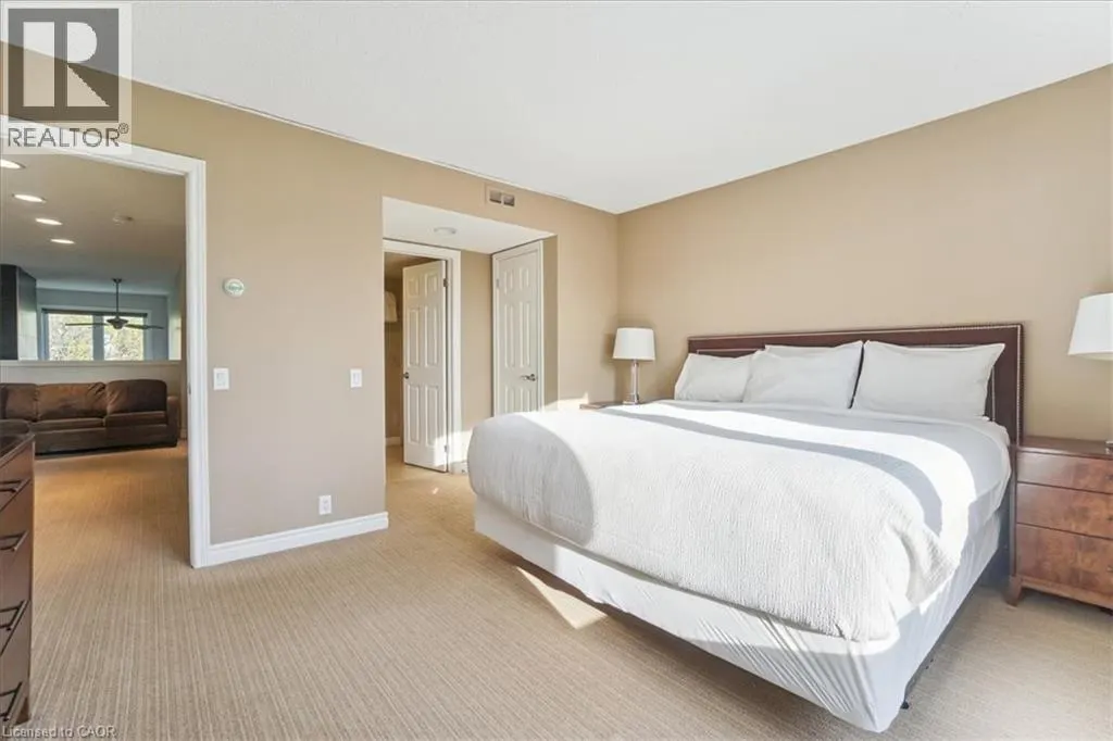 120 FAIRWAY Court Unit# 218, #218