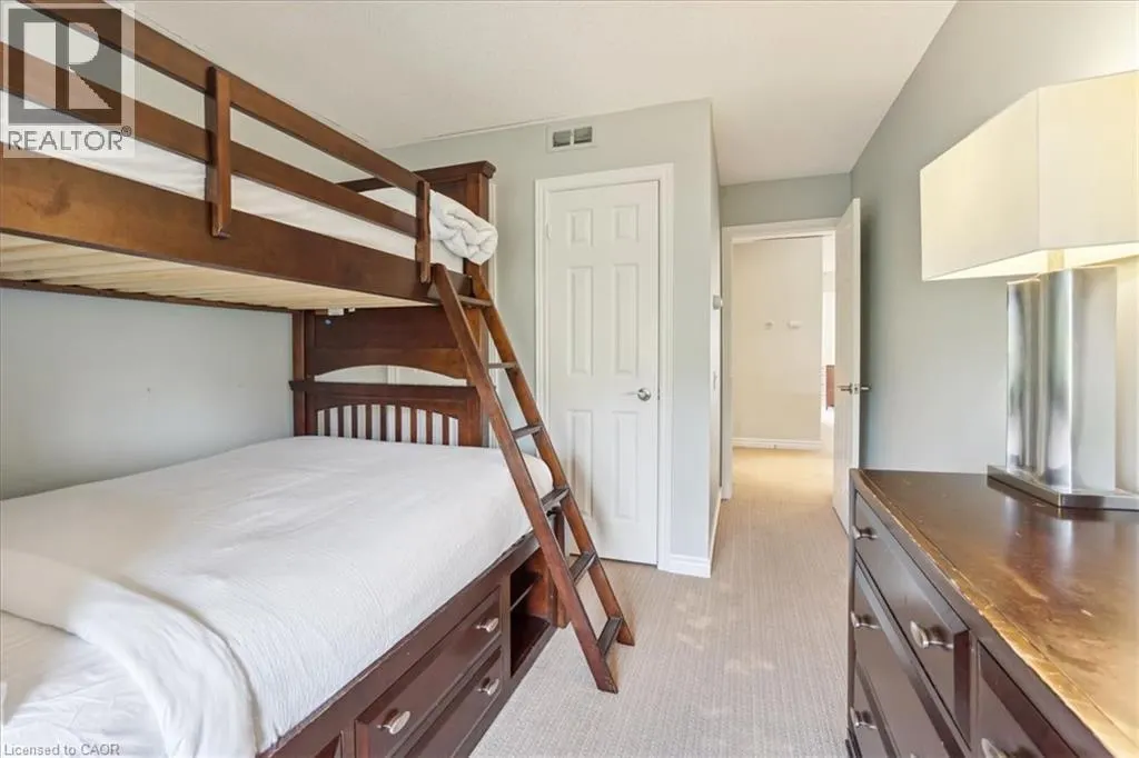 120 FAIRWAY Court Unit# 218, #218