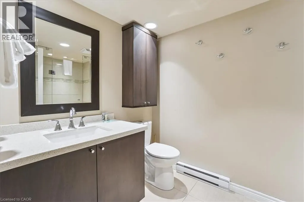 120 FAIRWAY Court Unit# 218, #218