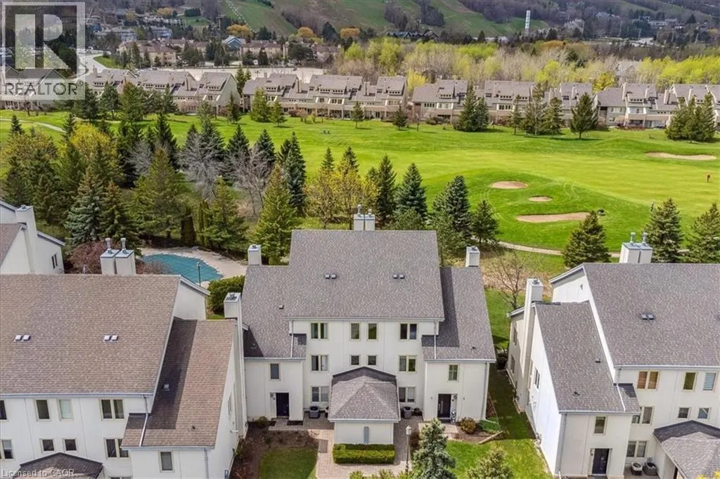 120 FAIRWAY Court Unit# 218, #218